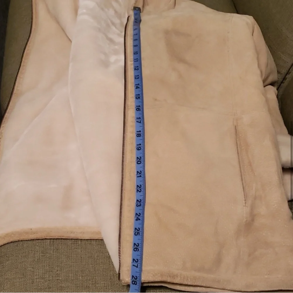 St. John’s Bay fur lined shearling hooded coat - Picture 8 of 8